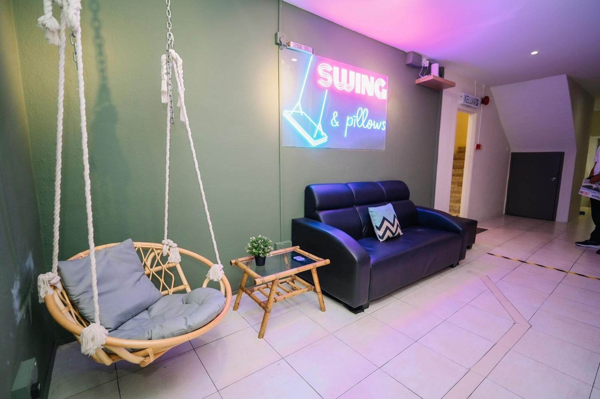 Swing & Pillows @ Malabar Georgetown Luaran gambar